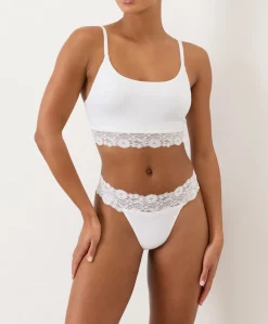Women Pact Organic Lace Chic Set