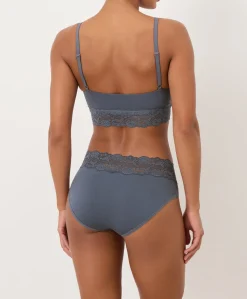 Women Pact Organic Lace Icon Set