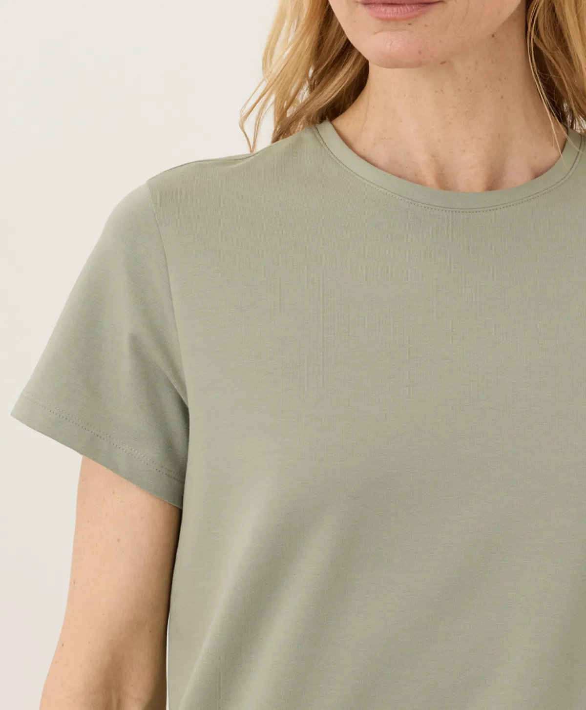 Women Pact Organic Luxe Essential Crewneck Tee