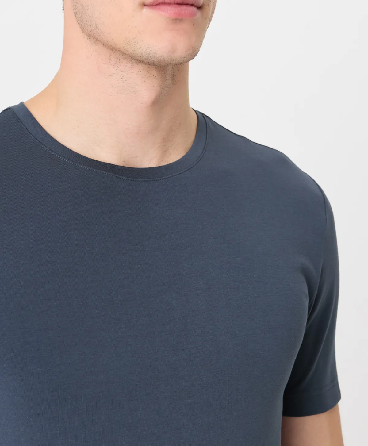 Pact Organic Luxe Essential Slim Fit Crewneck Tee