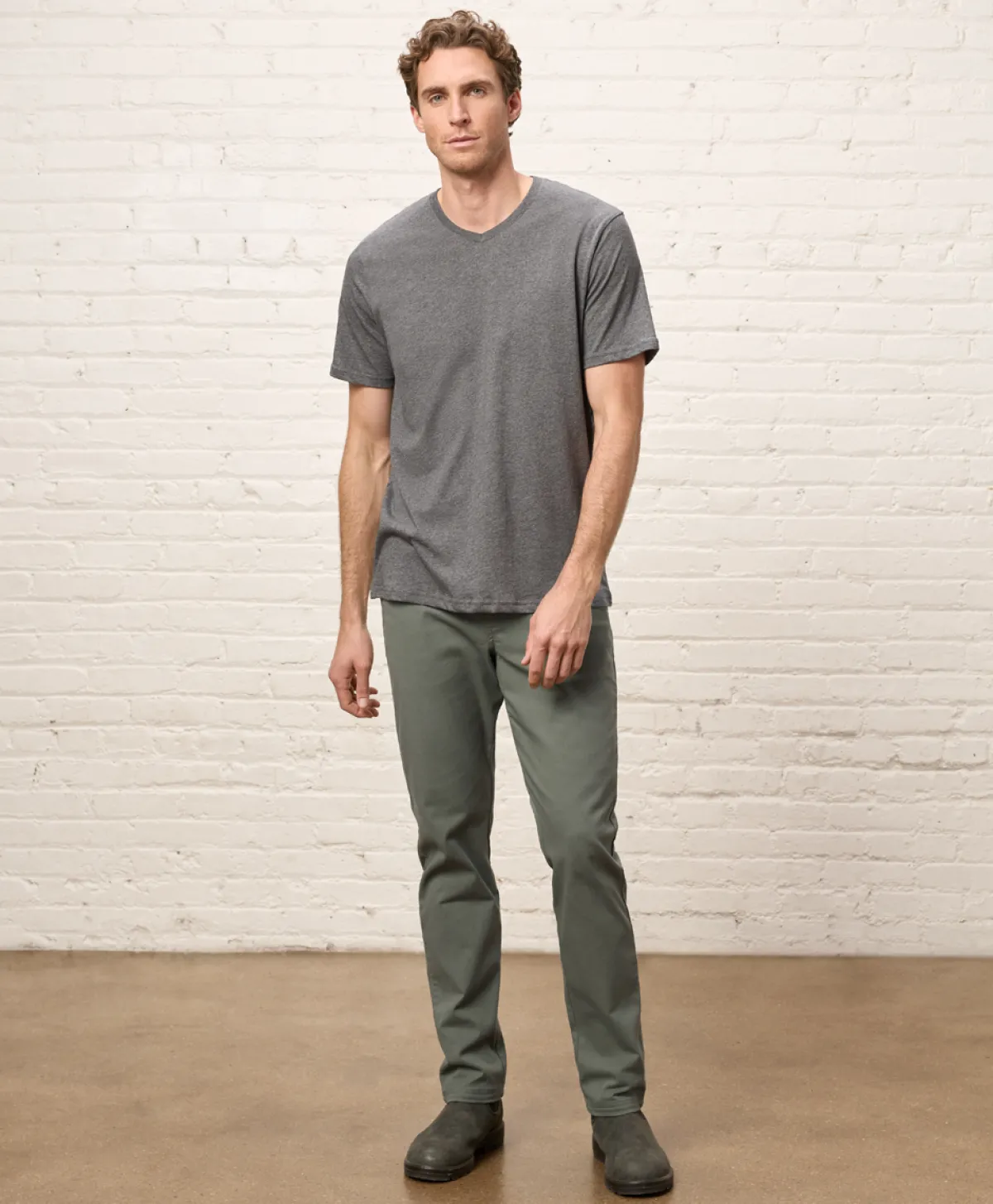 Pact Organic Softspun Essential V-Neck Tee