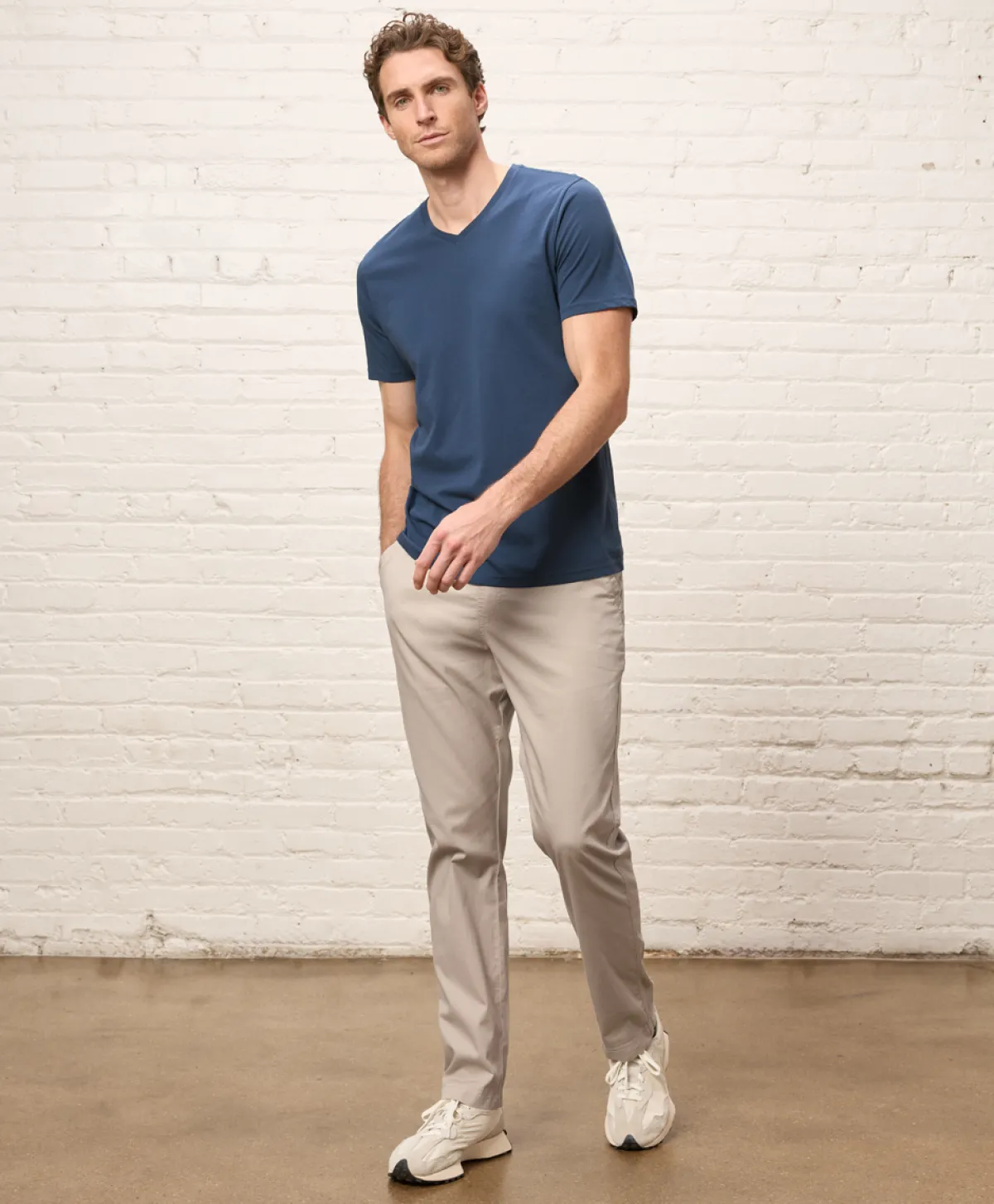 Pact Organic Softspun Essential V-Neck Tee