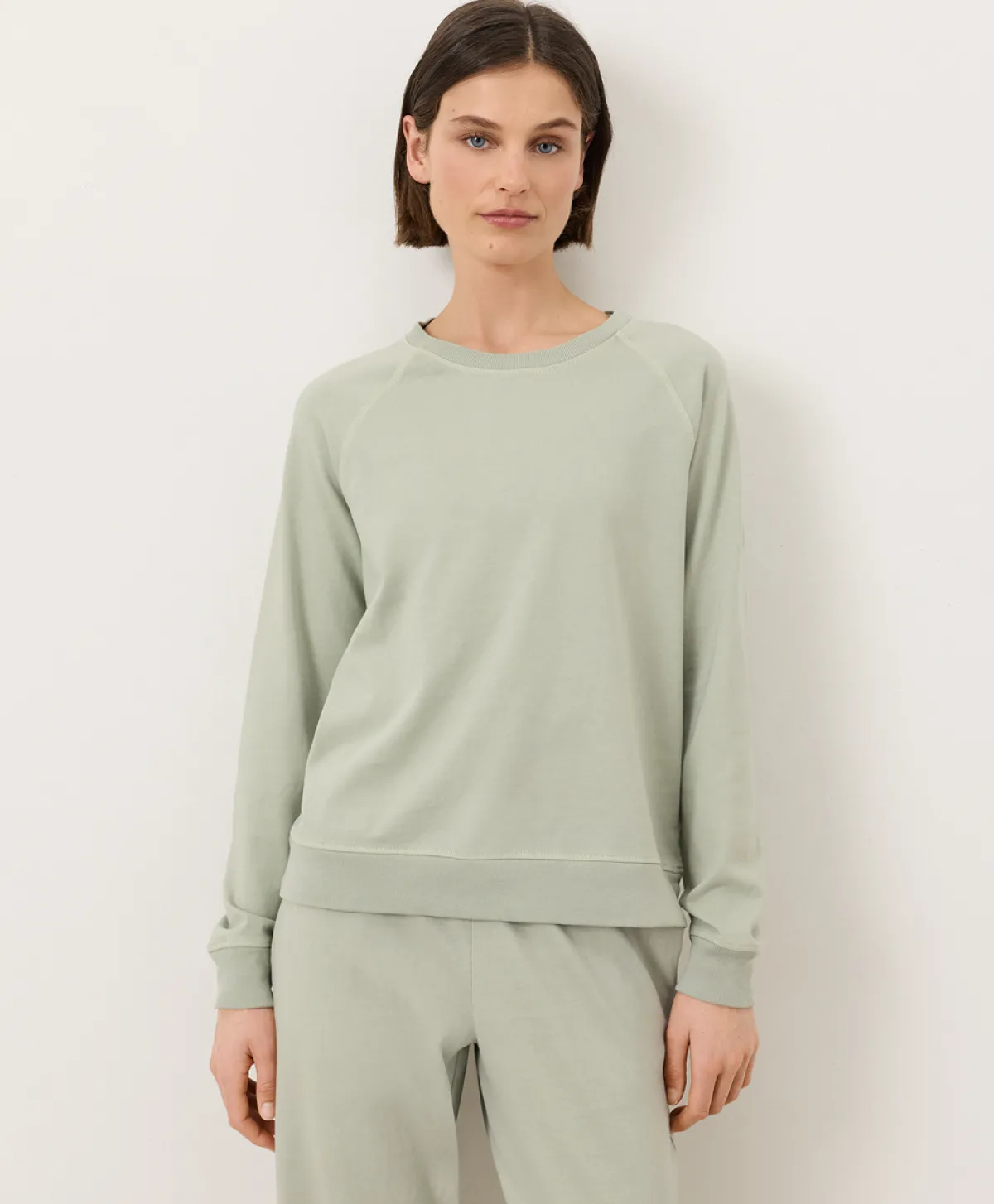 Women Pact Organic Weekends Relaxed Raglan Sweatshirt